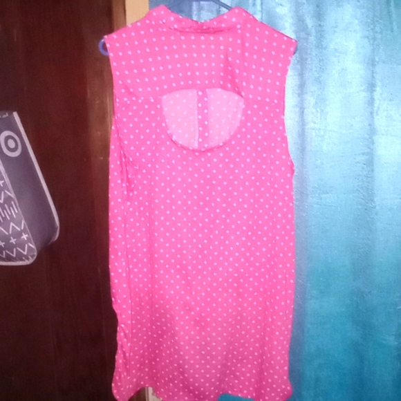 (2X) French Laundry Polka Dot High Low Tank - Picture 3 of 3